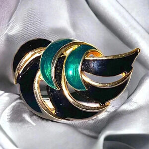 Vintage Givenchy Green Black Enamel 18k Gold Plated Brooch Pin